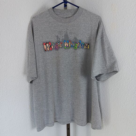 Disneyparks Magic Kingdom Friends Graphic T Shirt Gray Short Sleeve Sz XXL - Picture 7 of 7